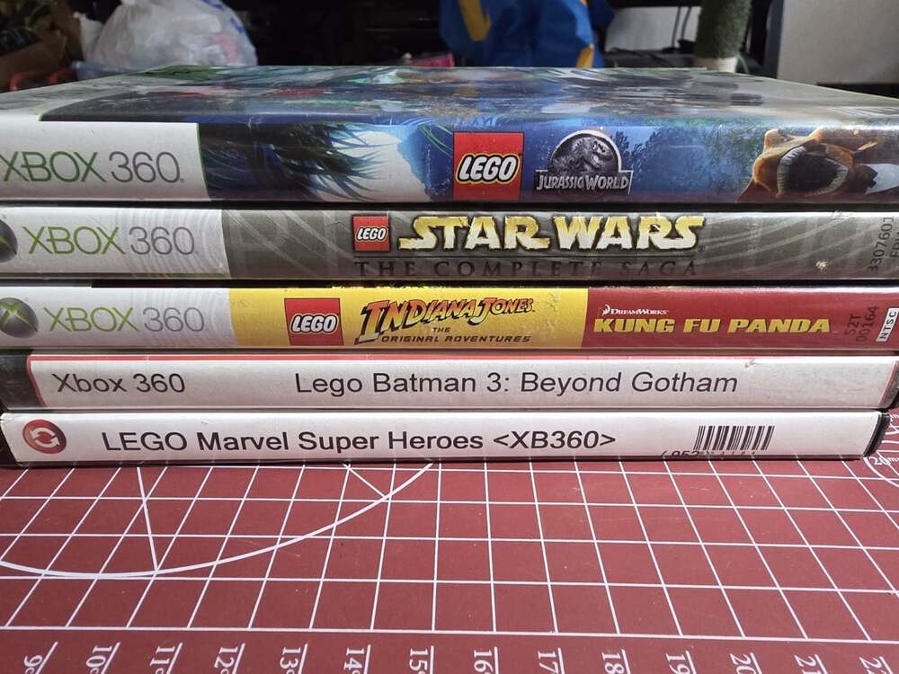 5 LEGO Xbox 360 Game Lot Star Wars Jurassic World Indiana Jones Kung Fu Batman